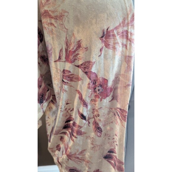 Charlotte Russe pink velvet Kimono top SZ M Rose Print Made in USA Feminine - Picture 2 of 6